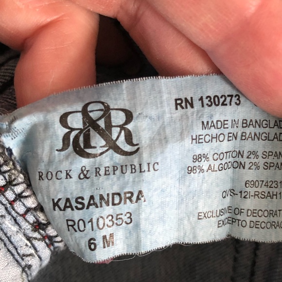 Rock & Republic raw hem jeans 👖 Size 6 - Picture 6 of 6